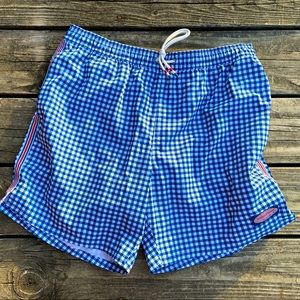 Vineyard Vines Chappy swim trunks